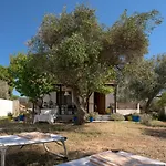 Eleni's Cottage, For Natural Living, By Thinkvilla Ferienhaus *