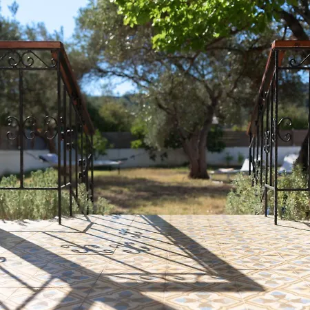 Eleni's Cottage, For Natural Living, By Thinkvilla Holiday home Punta