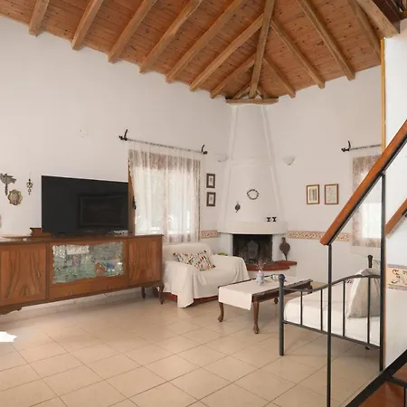 Eleni's Cottage, For Natural Living, By Thinkvilla Сasa de vacaciones *